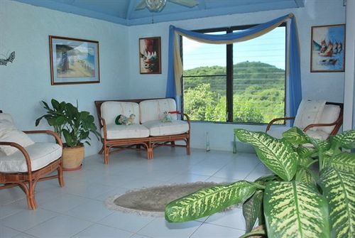 Carringtons Inn Saint Croix Island ภายนอก รูปภาพ