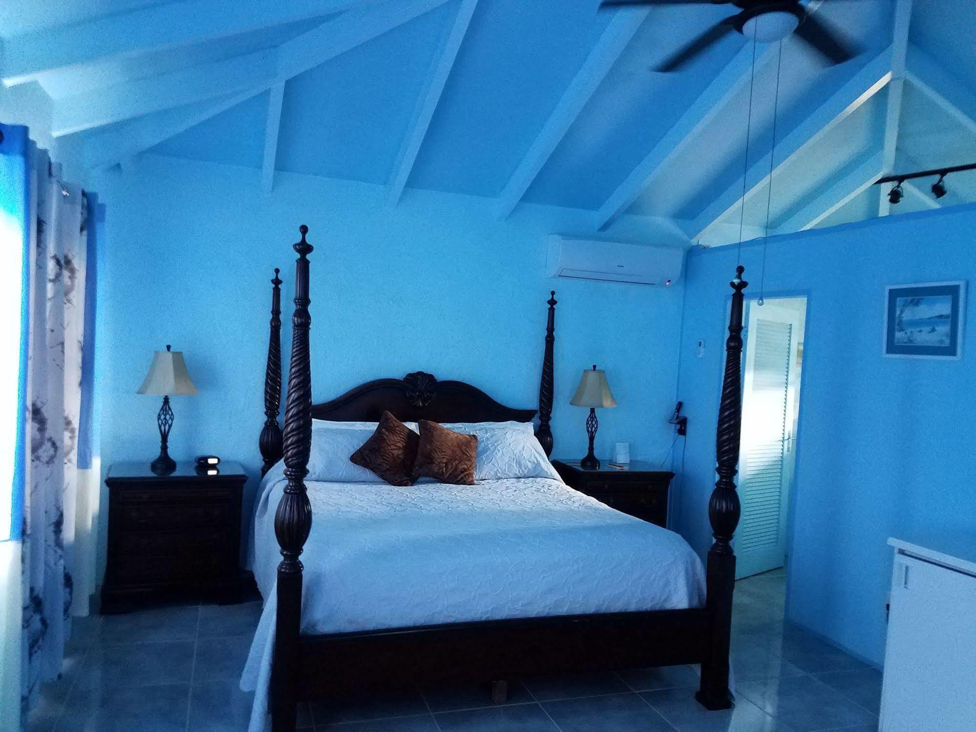 Carringtons Inn Saint Croix Island ภายนอก รูปภาพ